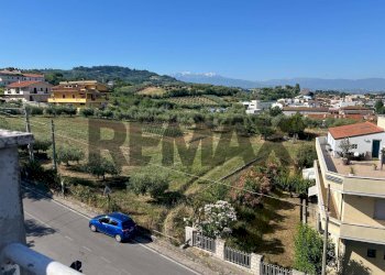 Vista delle montagne - Attico Via Di Nisio
 
13, San Giovanni Teatino - foto 7