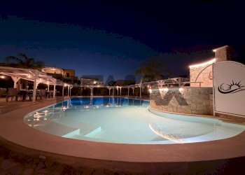 Piscina - Commercial Premises Via Giuseppe de Nittis
21, Nardò - photo 9