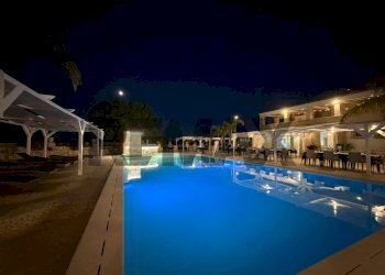 Piscina - Commercial Premises Via Giuseppe de Nittis
21, Nardò - photo 10