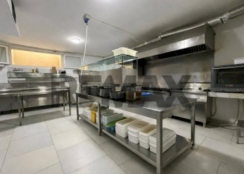 Cucina - Commercial Premises Via Giuseppe de Nittis
21, Nardò - photo 33