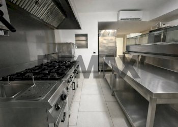 Cucina - Commercial Premises Via Giuseppe de Nittis
21, Nardò - photo 36
