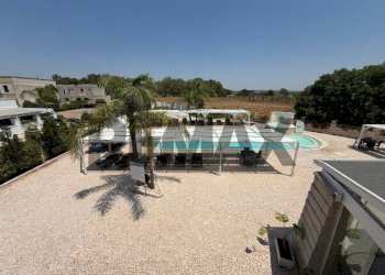Piscina - Commercial Premises Via Giuseppe de Nittis
21, Nardò - photo 51