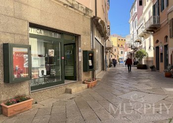 Foto 1 - Attività Commerciale Via Garibaldi
42, La Maddalena - foto 1