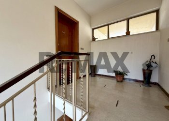 Hall / corridoio - Three-room apartment VIA PAGNACCO
 
11, Udine - photo 13