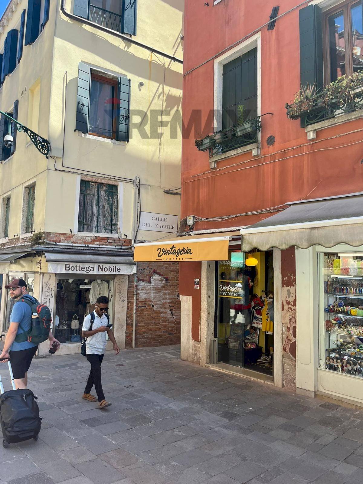 Edificio all\'aperto - Attività Commerciale Rio Terra' Cannaregio - San Leonardo
1617, Venezia - foto 2