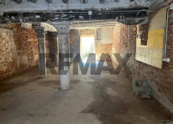 Parcheggio - Commercial Premises Calle Dei Cannaregio - Boteri
1700, Venezia - photo 6