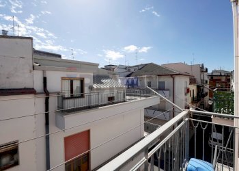 Balcone - Trilocale Via Leonardo Da Vinci
 
19, Santeramo in Colle - foto 14
