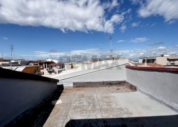 Terrazza - Trilocale Via Leonardo Da Vinci
 
19, Santeramo in Colle - foto 28