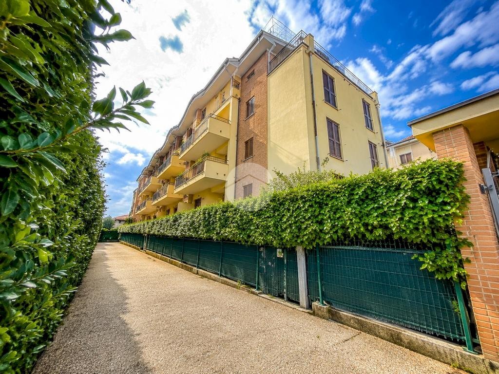 Three-room apartment Via Luigi Galvani, Cusano Milanino - photo 1