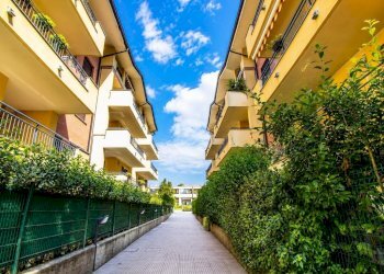 Three-room apartment Via Luigi Galvani, Cusano Milanino - photo 2