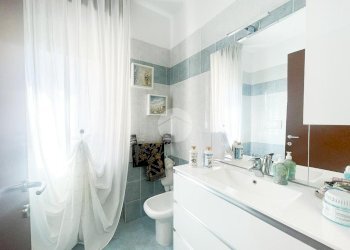 Three-room apartment Via Luigi Galvani, Cusano Milanino - photo 15