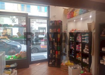 Dispensa di stoccaggio - Locale Commerciale Via Giuseppe De Lorenzo
 
24, Napoli - foto 12