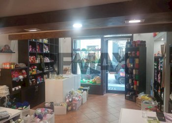 Soggiorno - Locale Commerciale Via Giuseppe De Lorenzo
 
24, Napoli - foto 14
