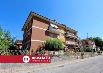 Foto 2 - Appartamento Corso Italia
 
4, Esanatoglia - foto 2