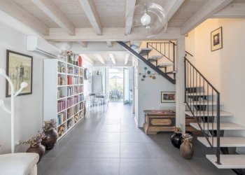 Scala - Villa a Schiera via del Faggiolo, 44, Bologna (zona Borgo Panigale) - foto 1