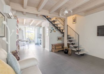 Salone - Villa a Schiera via del Faggiolo, 44, Bologna (zona Borgo Panigale) - foto 3