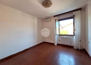 Villa Via S. Giorgio, Bernate Ticino - photo 16