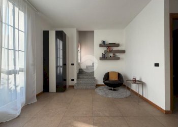 Terraced Villa Via Sant'Antonio, Pessano con Bornago - photo 9
