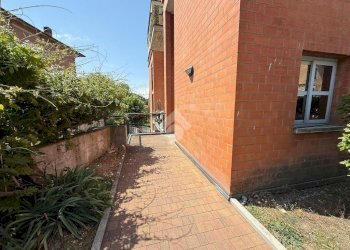Four-room apartment via Costa, Canossa - photo 2