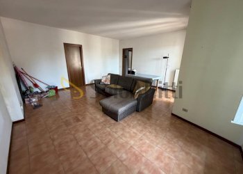 16 - Three-room apartment Via Paganini, Barlassina - photo 2