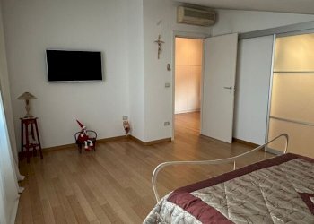 camera - Independent house Via Belvedere, Città Sant'Angelo - photo 16