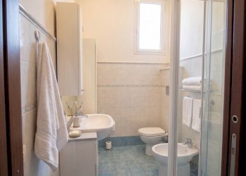 bagno - Quadrilocale La Spezia - foto 10