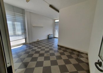 20210525_105648.jpg - Commercial Premises Santarcangelo di Romagna - photo 12