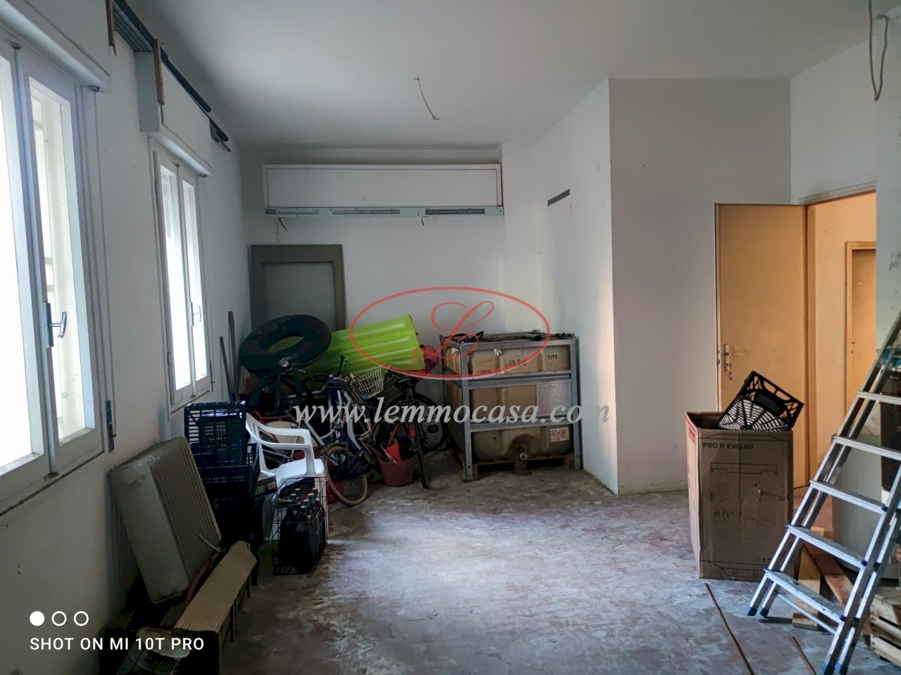 finestrato - Box Via Mario Capocaccia, Diano Marina - photo 3