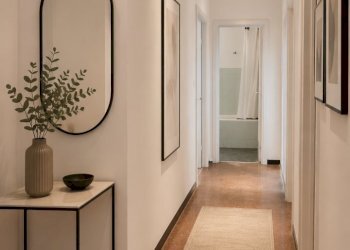 corridoio - Three-room apartment Via Aurelio Robino, Genova (neighborhood Marassi) - photo 11