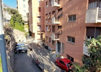 20241205_143631.jpg - Three-room apartment Via Aurelio Robino, Genova (neighborhood Marassi) - photo 28