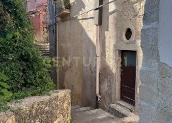 PHOTO-2026-07-06-19-50-06_1 - Independent house Ragusa - photo 9