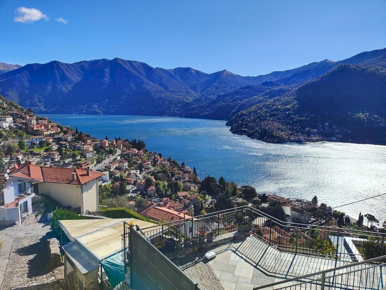 Vista - Two-room apartment Via al Noce 24, Moltrasio - photo 1