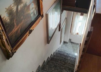 Scala interna - Two-room apartment Via al Noce 24, Moltrasio - photo 18
