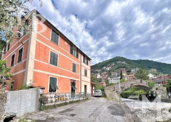 FACCIATA EST  E STRADA - Appartamento Via Ponti Romani 31, Recco - foto 7