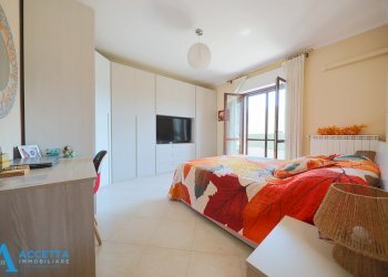 Camera da letto - Appartamento Via Don Diego Marturano 10, Taranto - foto 18