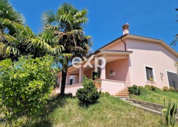 Villa Poggio Mirteto - photo 1