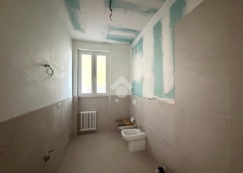 Two-room apartment Via Giacomo Matteotti, Rescaldina - photo 14