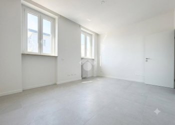 Two-room apartment Via Giacomo Matteotti, Rescaldina - photo 4