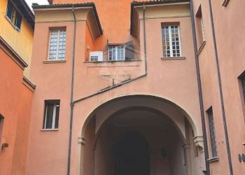 Trilocale Via Barberia, Bologna (zona Centro Storico) - foto 17