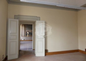 Trilocale Via Barberia, Bologna (zona Centro Storico) - foto 24