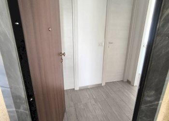 Two-room apartment Torino (neighborhood Lingotto) - photo 1