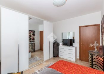 Two-room apartment Via De Nicola, Beinasco - photo 14