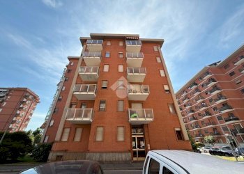 Four-room apartment Via Ciriè, Borgaro Torinese - photo 1
