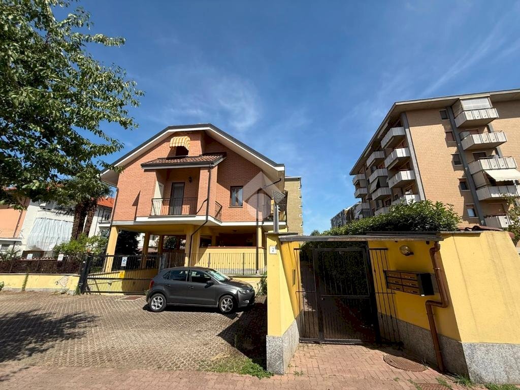Apartment Via Settimo, Borgaro Torinese - photo 1