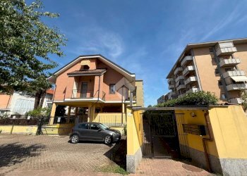 Apartment Via Settimo, Borgaro Torinese - photo 1