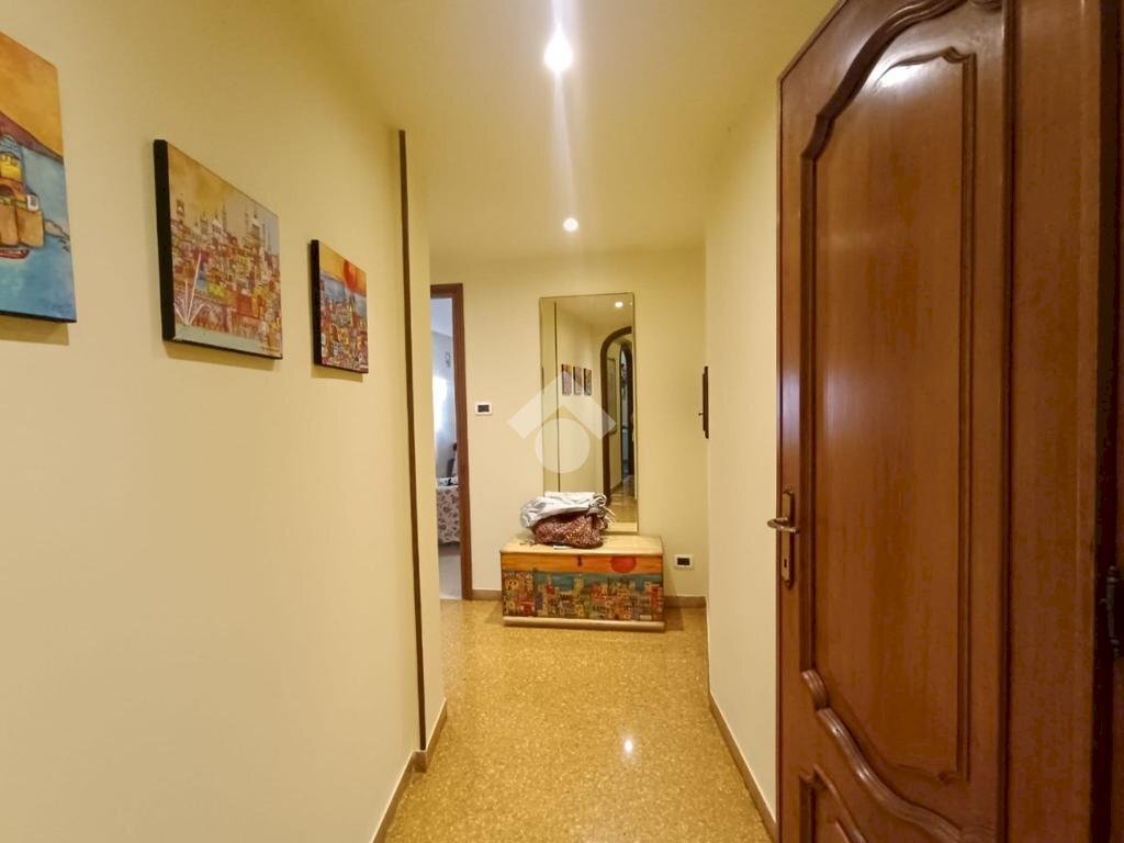 Quadrilocale Via Emanuele Canesi, Genova (zona Sestri Ponente) - foto 1
