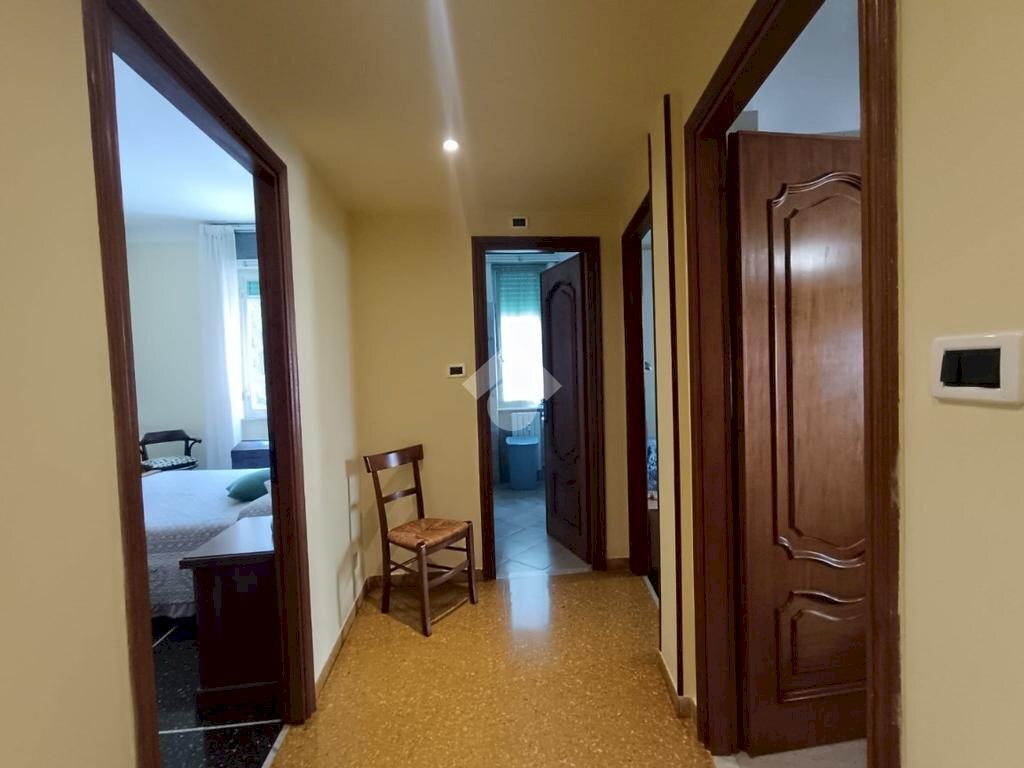 Quadrilocale Via Emanuele Canesi, Genova (zona Sestri Ponente) - foto 2