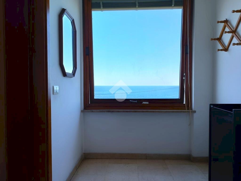 Four-room apartment Via Aurelia Levante, Ospedaletti - photo 2