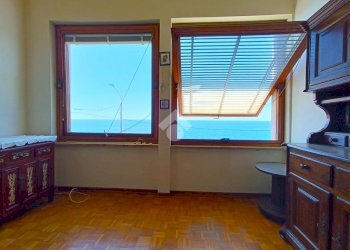 Four-room apartment Via Aurelia Levante, Ospedaletti - photo 10