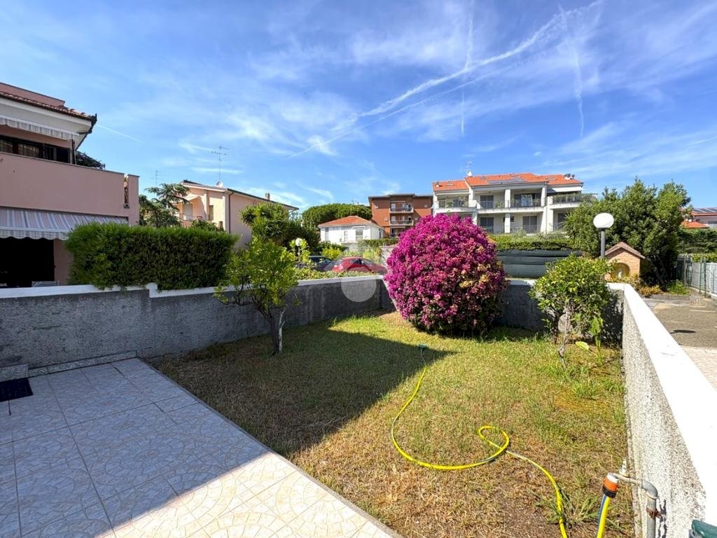 Three-room apartment Via varese, Loano - photo 2